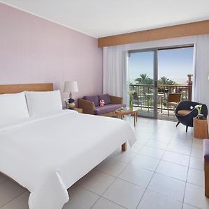 Superior Zimmer mit Kingsize-Bett